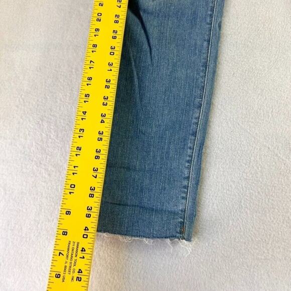 Madewell Jean Women 28 The Perfect Vintage Medium Wash Distressed Raw Frayed Hem - Picture 6 of 16